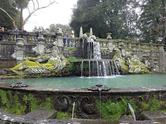 Итальянский парк чудовищ в Бомарцо: слабонервным вход воспрещён Италия,отдых,сад чудовищ,турист