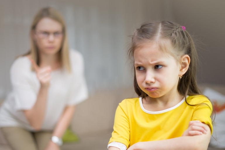 Недовольство родителя ребенка