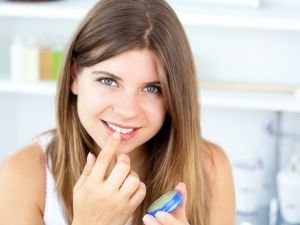 Вазелин для губ