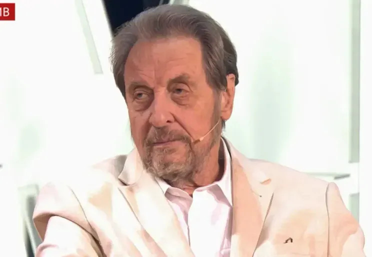 Час общения с отцом Илона Маска продают в Москве почти за 2 млн рублей Эррол, спрос, также, почти, Маска, Эрролом, Маском, время, своего, России, пасхальную, службу, храме, Христа, предоставили, Спасителя, единственному, область, Ранее, заявлял