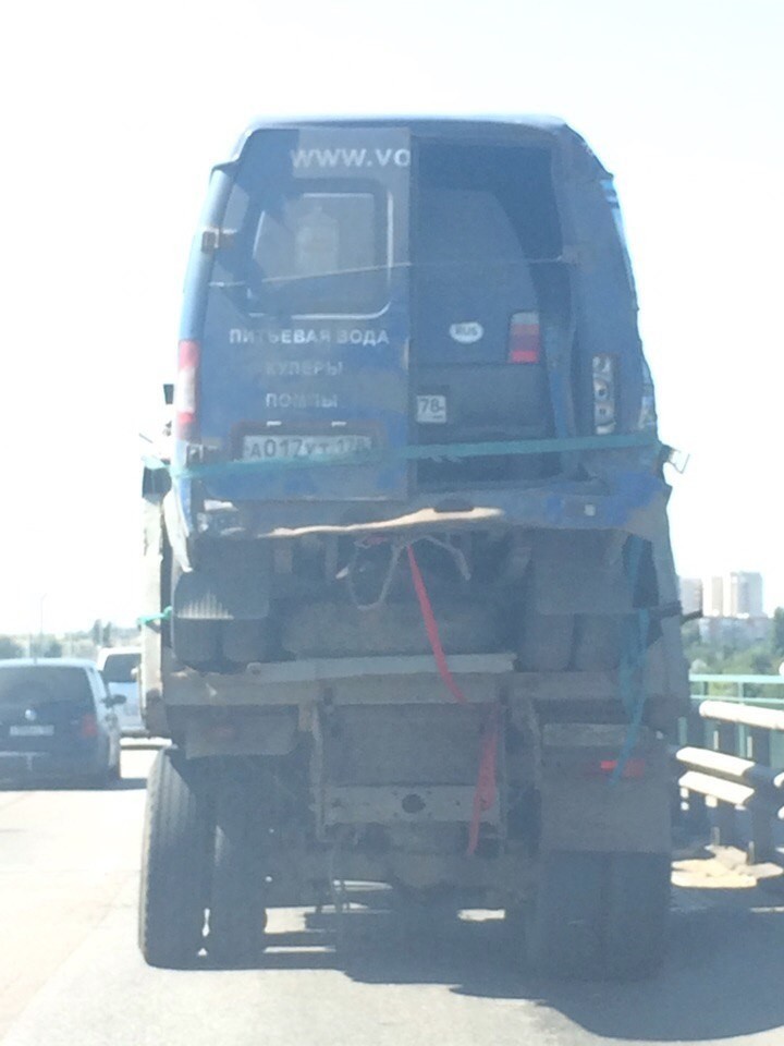 Негабаритные грузы. Чего только люди не пытаются перевезти автомобили, грузы, дорога, прикол, юмор