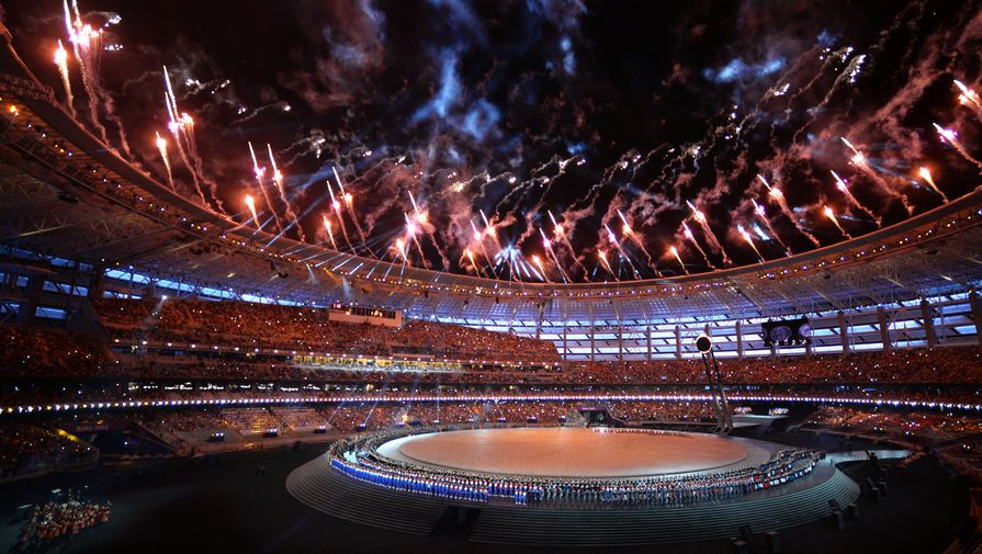 Категории стадионов. Бакинский Олимпийский стадион. Олимпийский стадион Донецк лига чемпионов. Стадион УЕФА 1-Й категории. Стадион финал байрами.