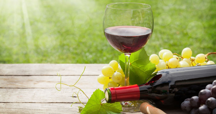 Вино вместо водки: Госдума обсуждает исторический закон