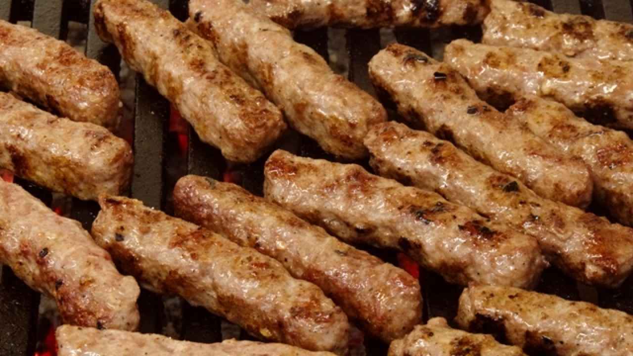 Сербская кухня: плескавица, грибаница и лютеница