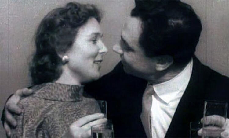 «Уникальная женщина» Вера Васильева отметила свой 93- й день рождения на сцене «Уникальная женщина» Вера Васильева отметила свой 93- й день рождения на сцене актриса,Вера Васильева,кино и тв,наши звезды,фильм,шоубиz,шоубиз