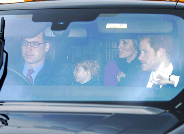 Принц Уильям и Кейт Миддлтон с принцем Джорджем, принц Гарри