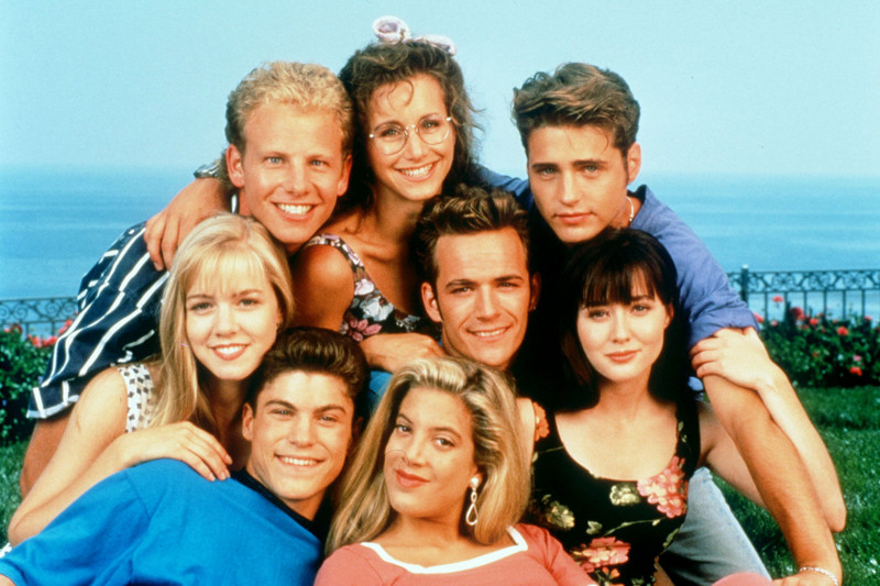 «Беверли-Хиллз, 90210» сериал, сериалы 2000-х, сериалы из 90-х