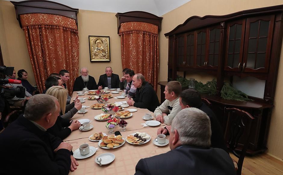 Встреча с новгородскими рыбаками.