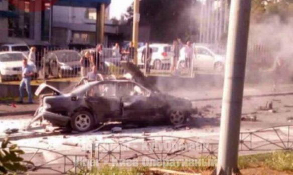 В столице Украины взорвался автомобиль