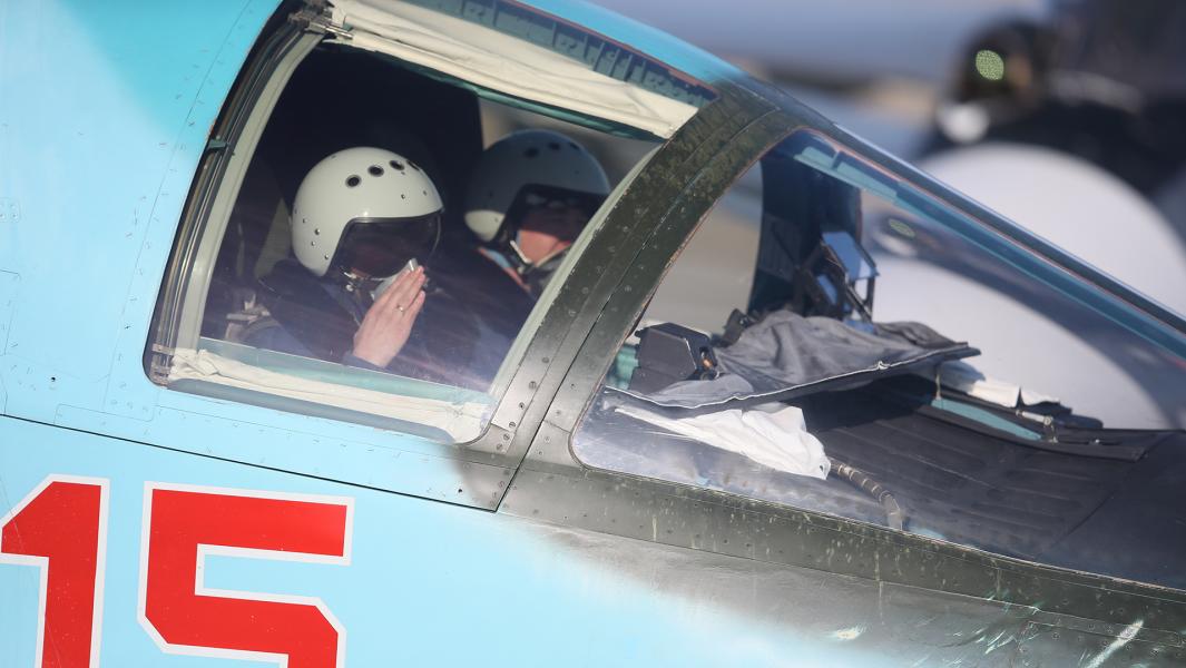 Льготы на «бочку»: военных пилотов удержат на службе соцгарантиями Льготы на «бочку»: военных пилотов удержат на службе соцгарантиями Авиация