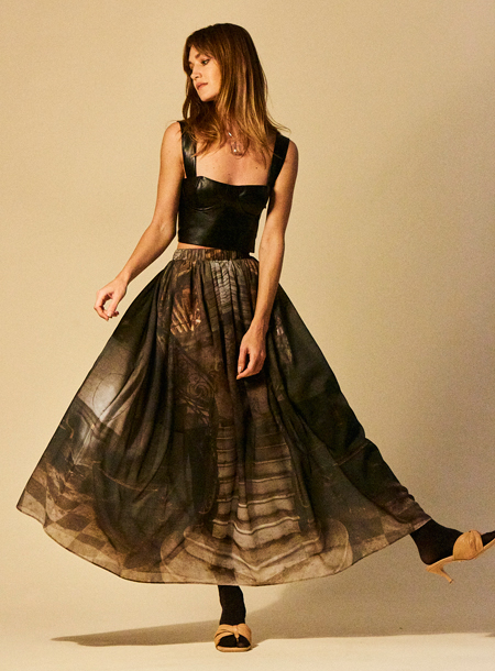 От экологичного меха до соблазнительного латекса: лукбуки новых коллекций российских дизайнеров От экологичного меха до соблазнительного латекса: лукбуки новых коллекций российских дизайнеров Мода,Новости моды