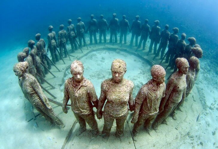podvodnyi-park-skulptur
