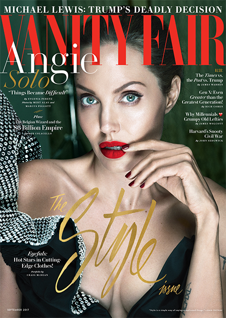 Обложка августовского номера Vanity Fair, в котором было опубликовано интервью с Анджелиной Джоли