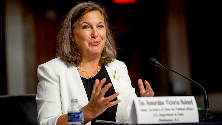 Приготовил печенье к чаю. Медведев написал статью для Виктории Нуланд