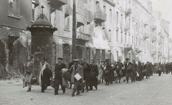 Секс, взятки и азартные игры: неизвестное Варшавское гетто Варшавское гетто,Вторая мировая война