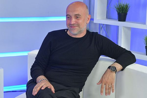 Захар Прилепин: Таксисты в Киеве спрашивают — когда Путин уже придет Захар Прилепин: Таксисты в Киеве спрашивают — когда Путин уже придет