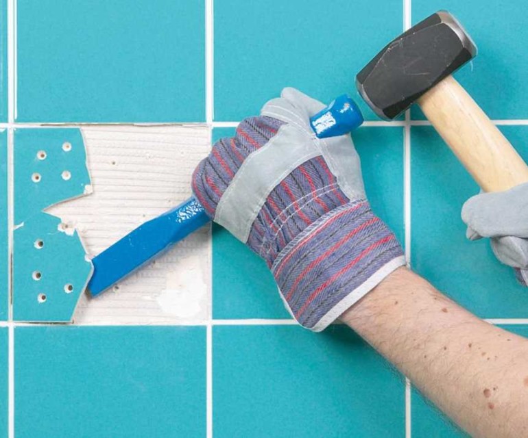 5 способов снять плитку приклеенную на жидкие гвозди советы