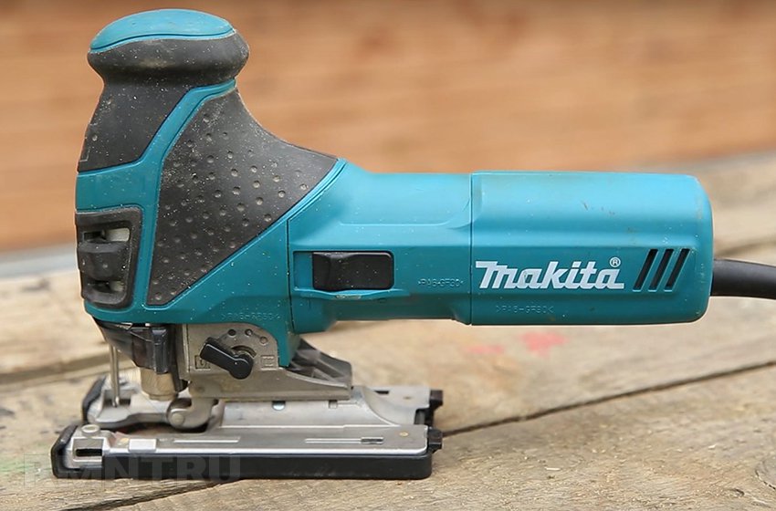  Makita 4351 FCT