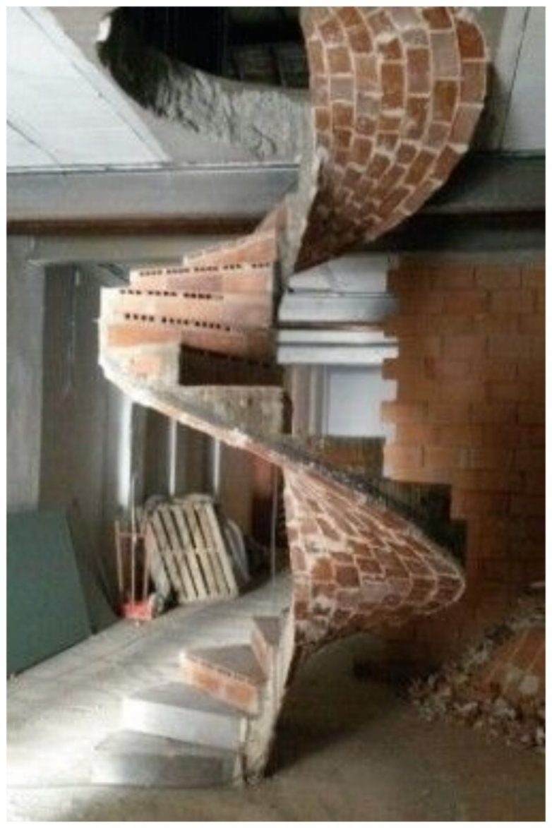 Вы мне, конечно же, не поверите, но это всё - обычные кирпичи Вы мне, конечно же, не поверите, но это всё - обычные кирпичи