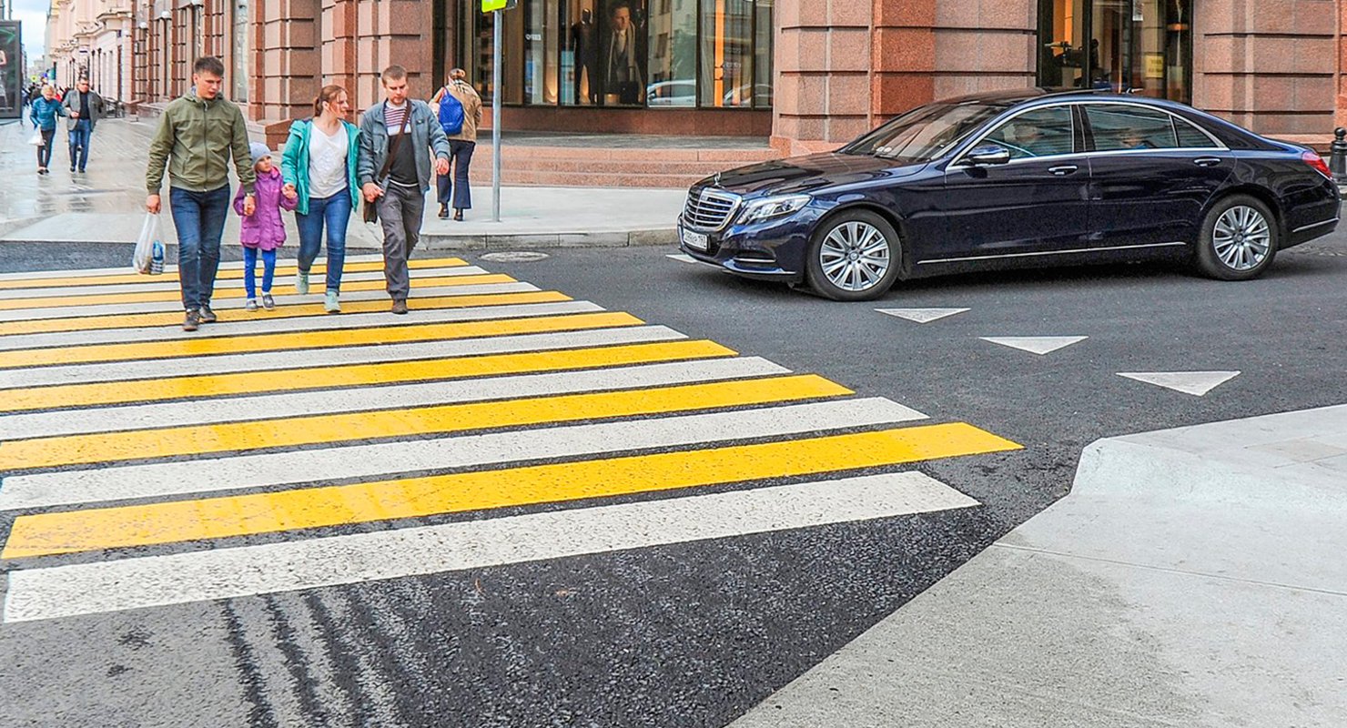 «Треугольники видимости» — новый метод борьбы с парковкой перед пешеходным переходом Автомобили