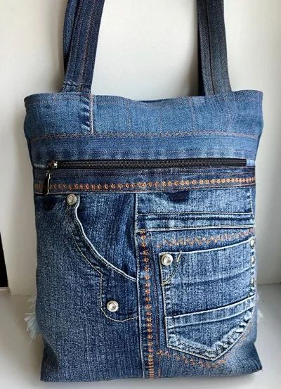 Перешиваем джинсы - какие сумки могут родиться в умелых руках рукодельницы джинсовых, стоит, квадратик, авоськи, многие, магазин, можно, этого, будет, карманы, материала, сумках, нашивки, сумке, такие, ткани, сочетание, простой, сумка, сумки