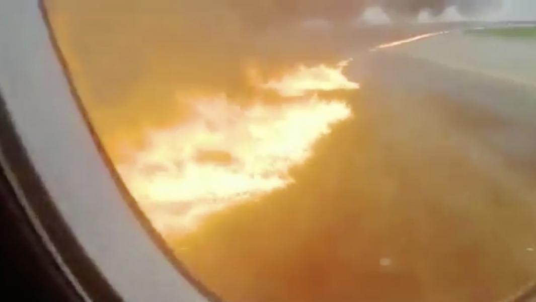 Между небом и огнем: что привело к авиакатастрофе в Шереметьево Между небом и огнем: что привело к авиакатастрофе в Шереметьево Авиация