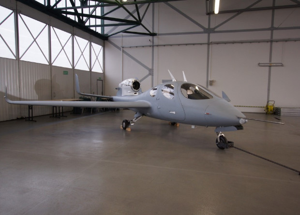 Польский очень легкий реактивный самолет совершил первый полет