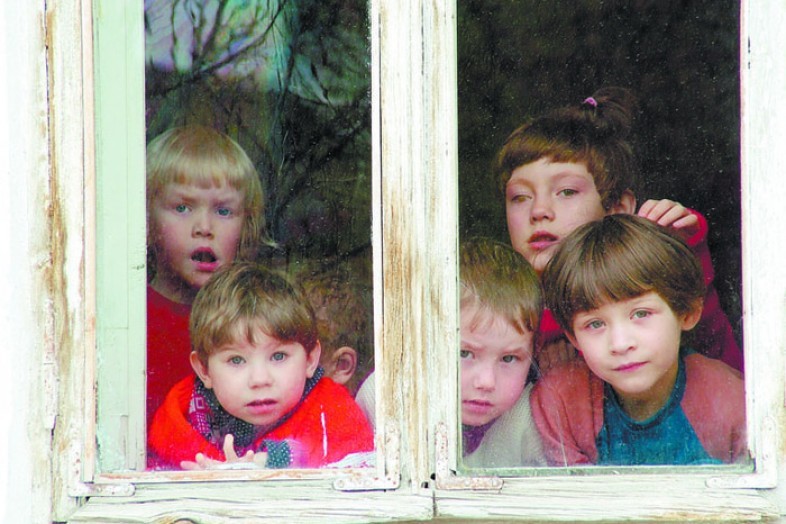 Дети-подкидыши Крыма на шаг приблизились к получению социальной пенсии