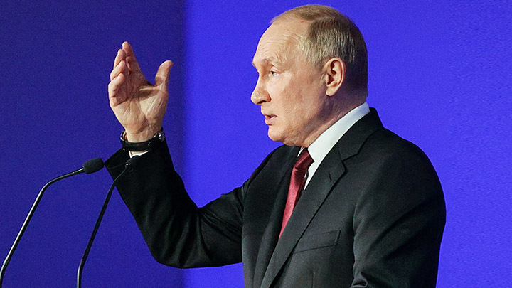 ИЮНЬСКИЕ ТЕЗИСЫ ПУТИНА: РУБИКОН ПЕРЕЙДЁН, ТЕПЕРЬ ТОЛЬКО ВПЕРЁД