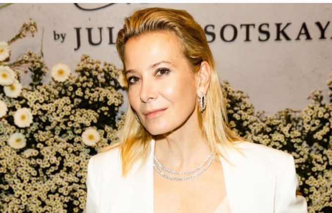 Высоцкая призналась, что ее охватывает паника на самоизоляции