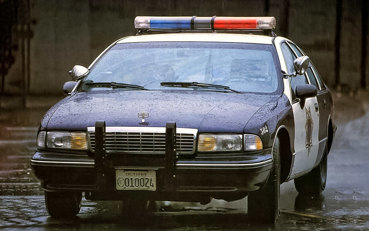 Американские 90. Chevrolet Caprice 9c1. Chevrolet Caprice 1996 Police. Chevrolet Caprice 1993 Police. Chevrolet Caprice 1990 Police.