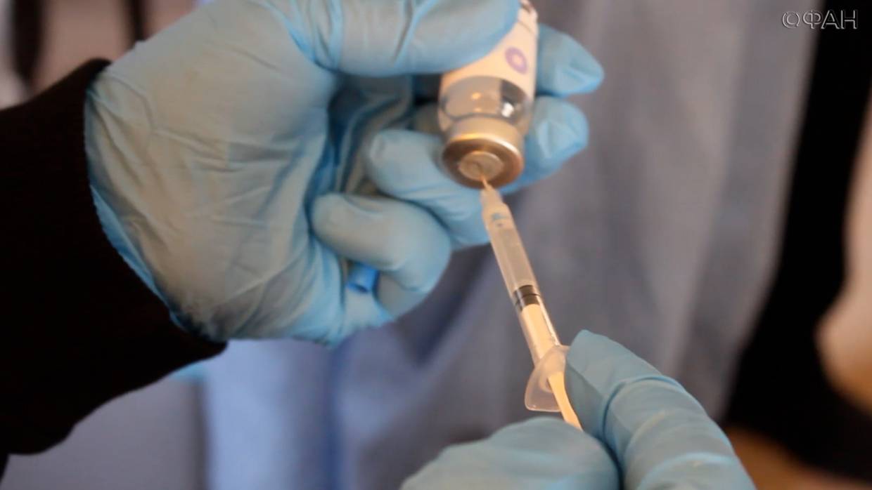 Обязательную вакцинацию для жителей старше 60 лет ввели в Приморье