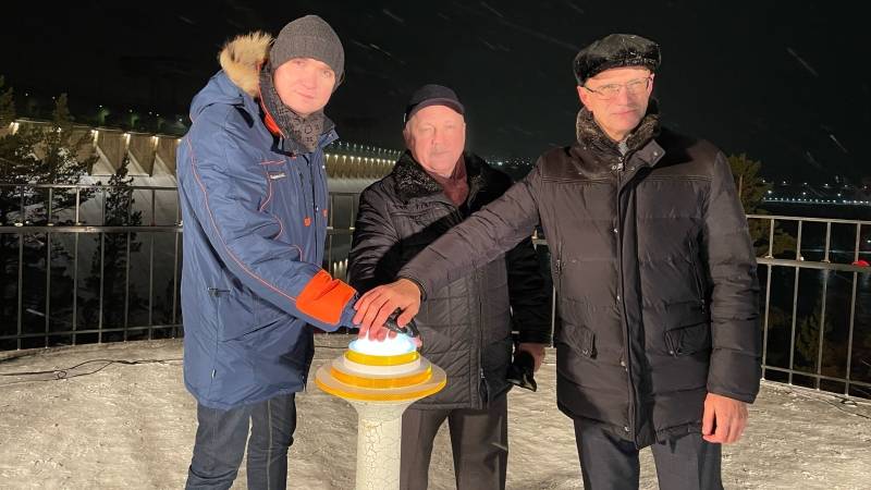 Свет в конце тайги. Как в Братске праздновали подсветку на важнейшей для России ГЭС