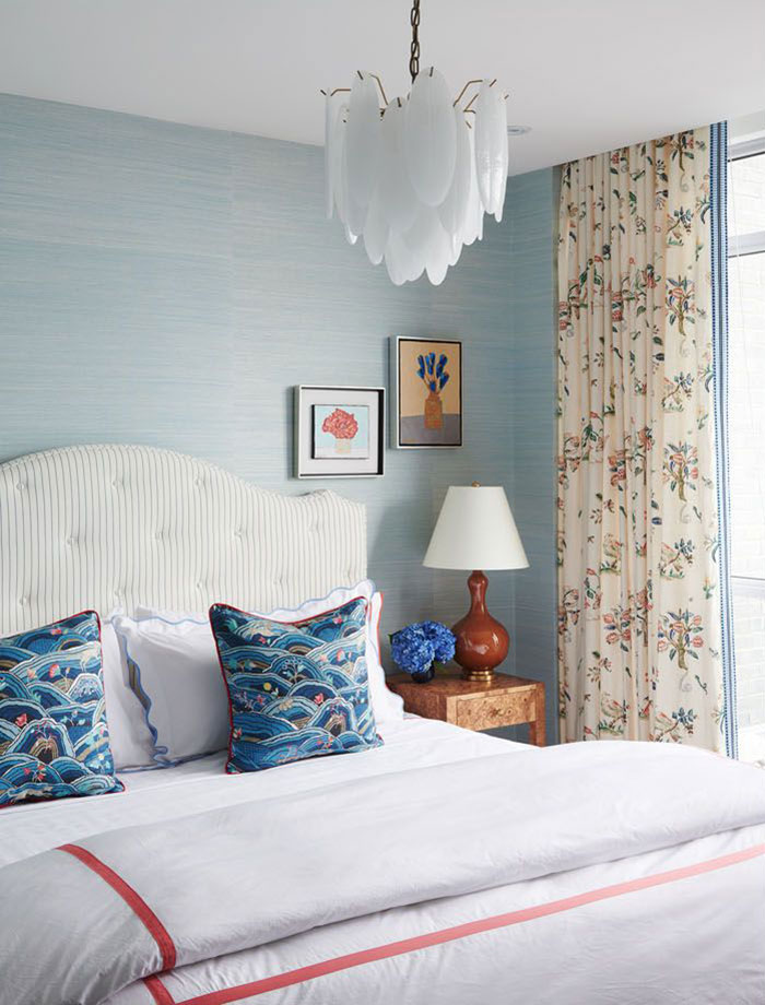 Яркий дом у озера для семьи в Канаде Яркий дом у озера для семьи в Канаде американский стиль