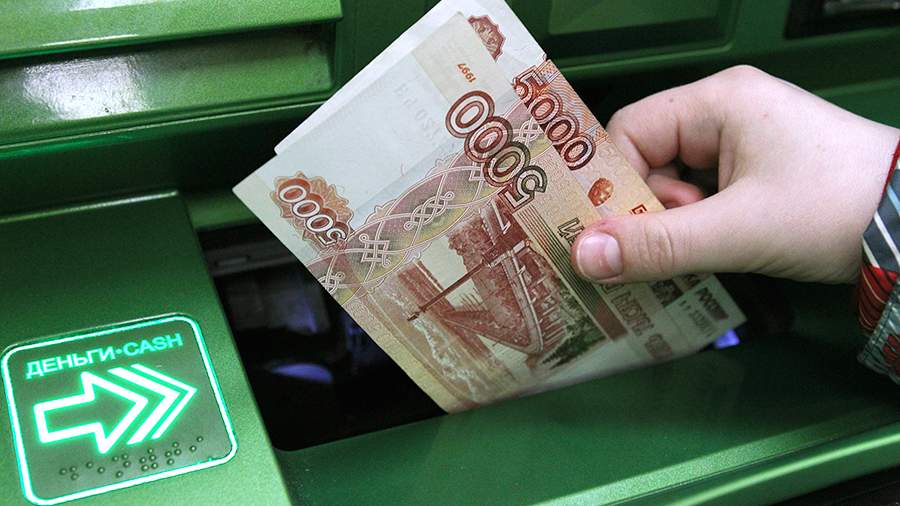 В России выдачи кредитных карт выросли на 12%