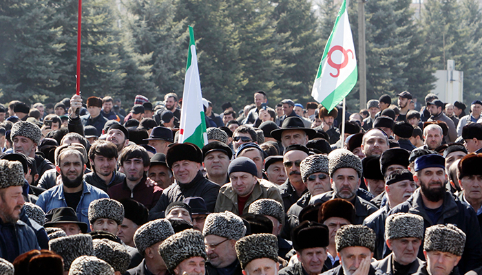 Оппозиция хочет убрать Евкурова руками народа? россия