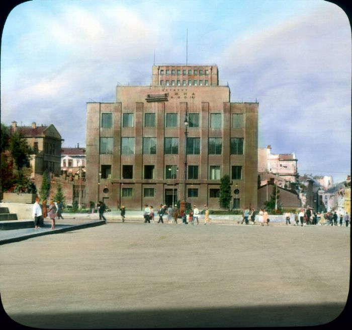 Редчайшие снимки цветной Москвы 1931 года в цвете (77 фото)