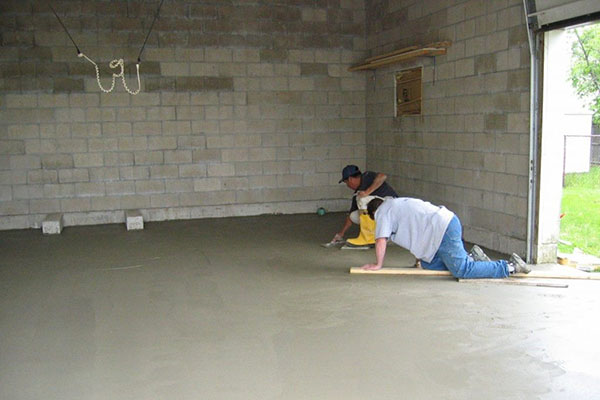 Как правильно залить бетонный пол в гараже самостоятельно самоделкин