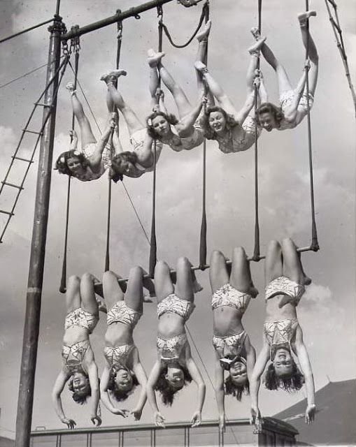 6. Балет "Aerial" в 1948 году на тренировке акробатки, гибкие, гимнастки, девушки, красиво, фото, цирк, циркачки