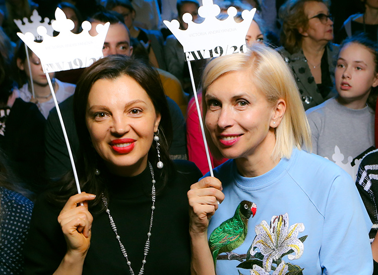 Алиса Толкачева и Алена Свиридова