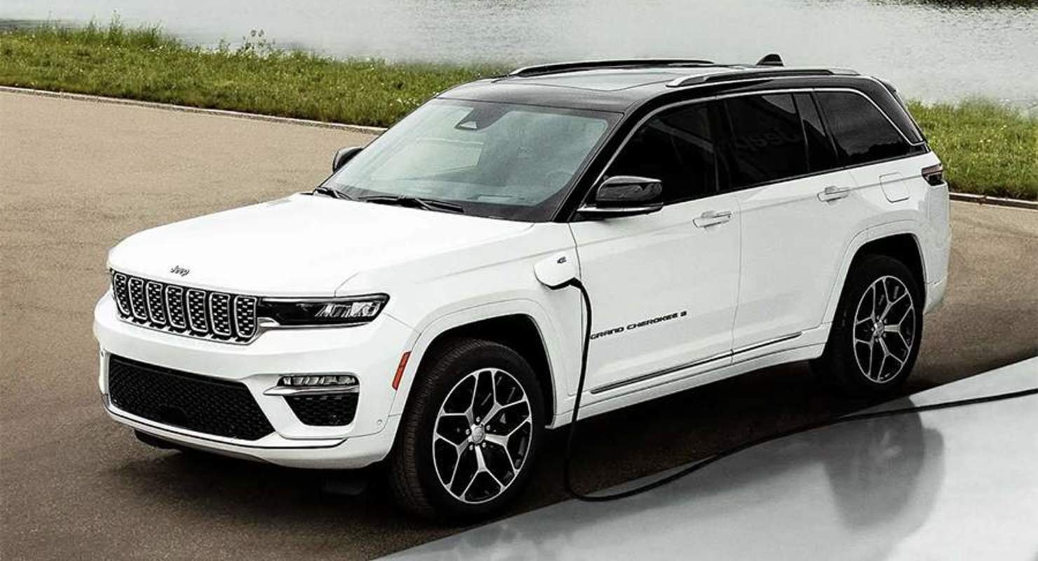 Компания Jeep представила фото нового внедорожника Grand Cherokee 4xe Автомобили