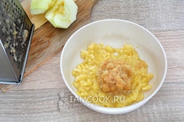 Пюре из яблока и банана