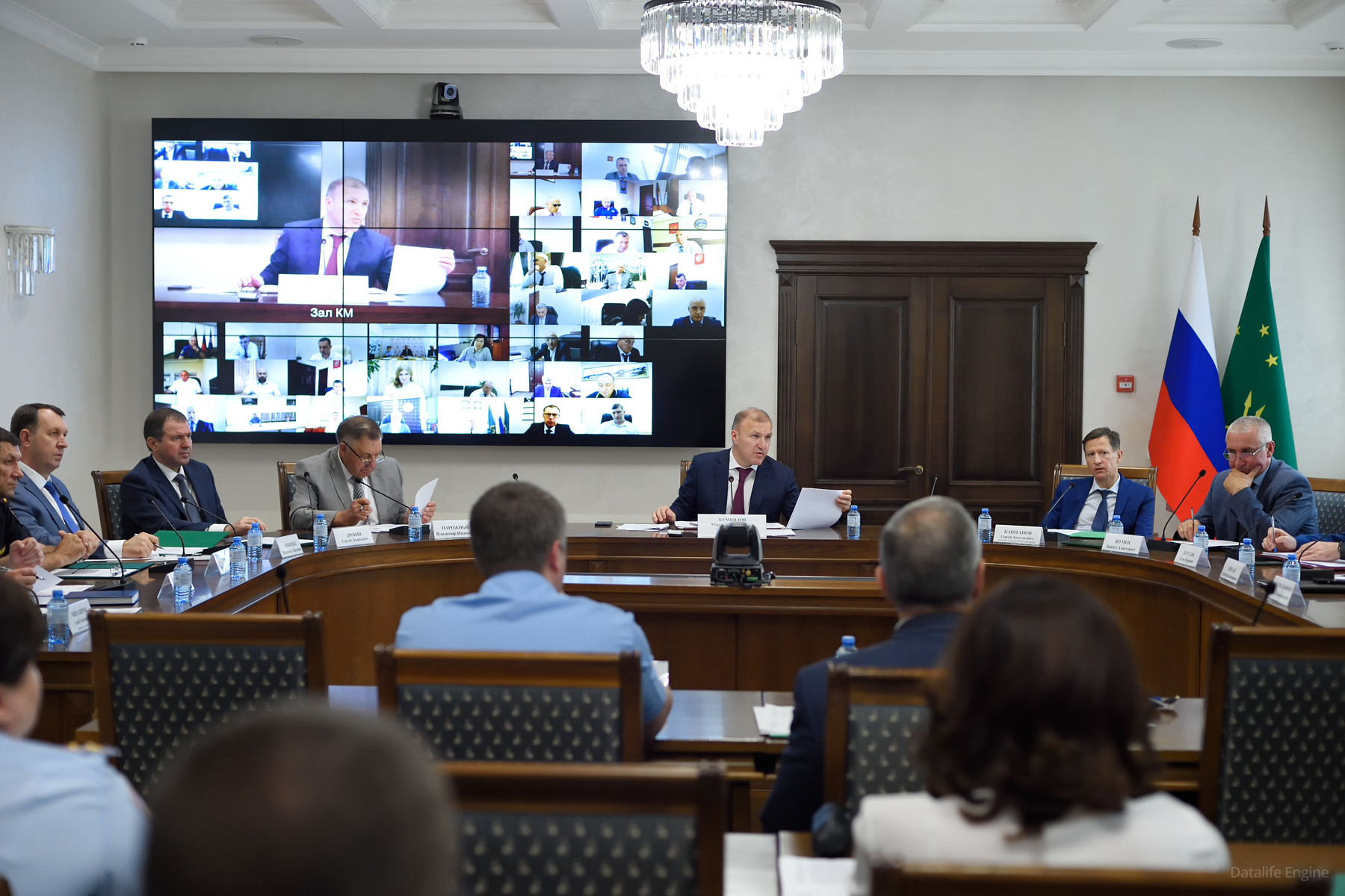 Мурат Кумпилов провел координационное совещание по обеспечению правопорядка