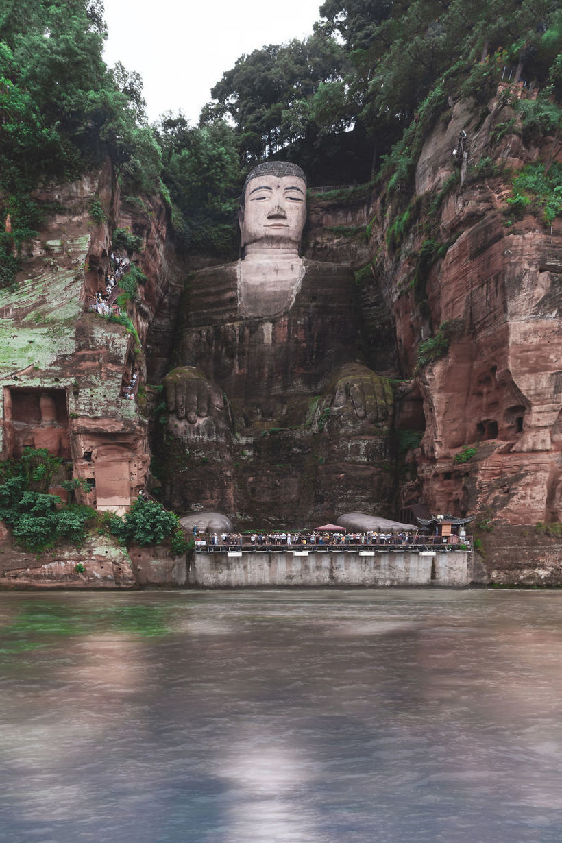 Фотограф снял самые красивые и причудливые храмы Азии 