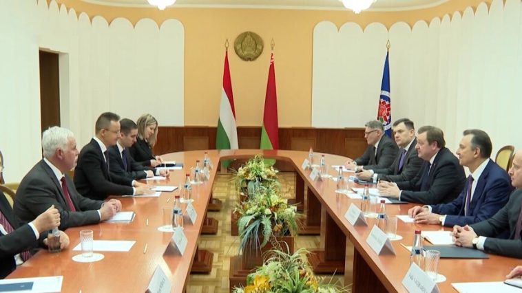 Беларусь и Венгрия подписали программу совместных планов на год