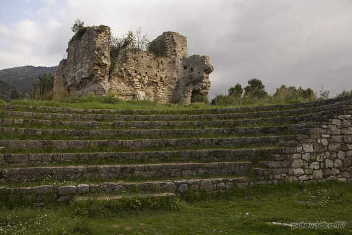 Кипарисийский замок. Театр.