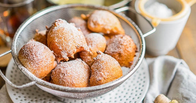 Рецепт итальянских пышных пончиков: 10 минут — и готово!