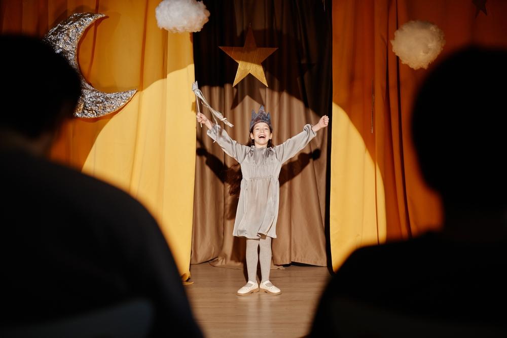 «Театральная азбука»: новый проект, который помогает детям познакомиться с театральным искусством театра, детей, театре, театр, после, Evgeny, сейчас, артистов, Малого, спектакля, Малый, больше, занятия, можно, группы, которые, проект, детьми, студии, конечно