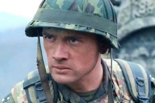 Личная жизнь сейчас Анатолия Пашинина: актер-каратель пошел работать в дворники Личная жизнь сейчас Анатолия Пашинина: актер-каратель пошел работать в дворники