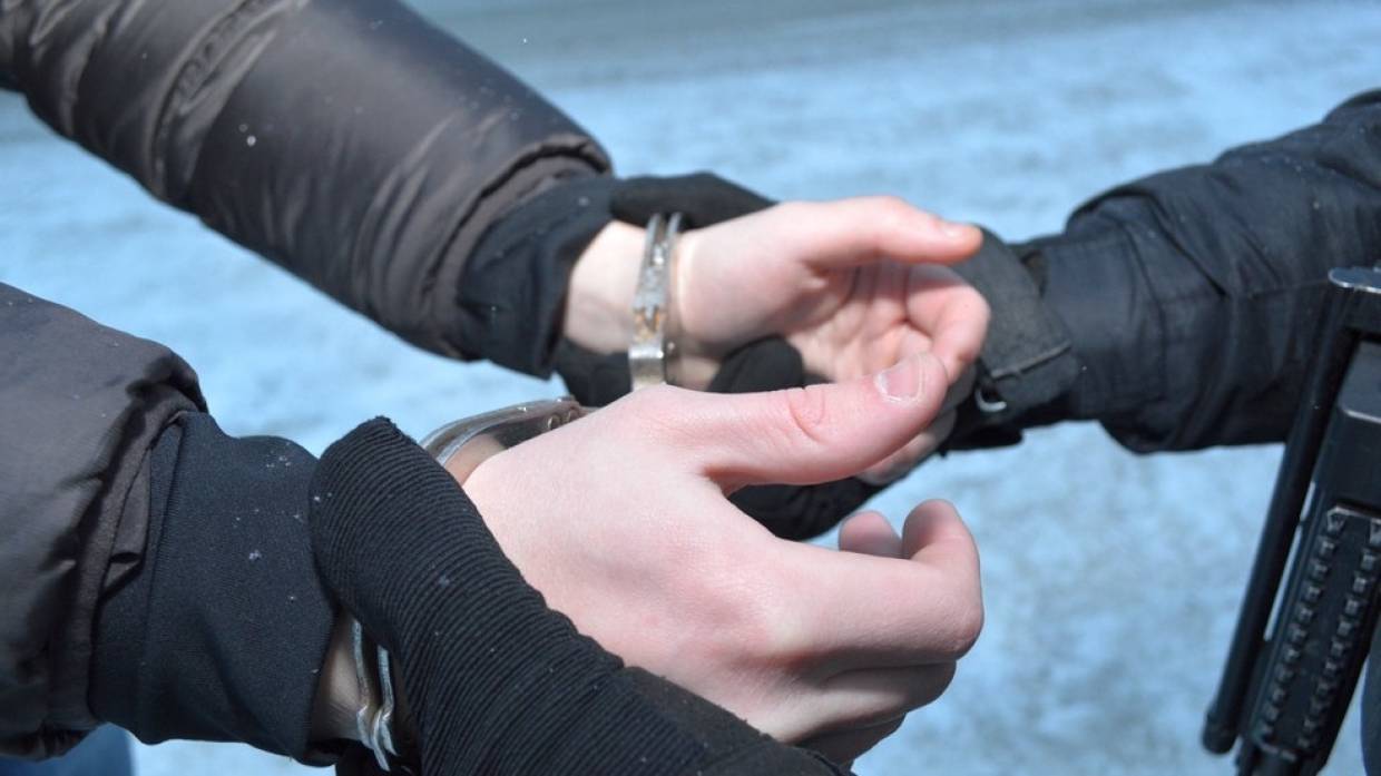 В Оренбурге мужчину жестоко избили за неправильную игру в нарды